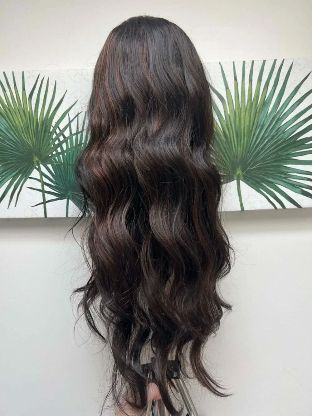 SOLD - Bobbi Boss synthetic wig brunette with warm brown highlights - Picture 3 of 6